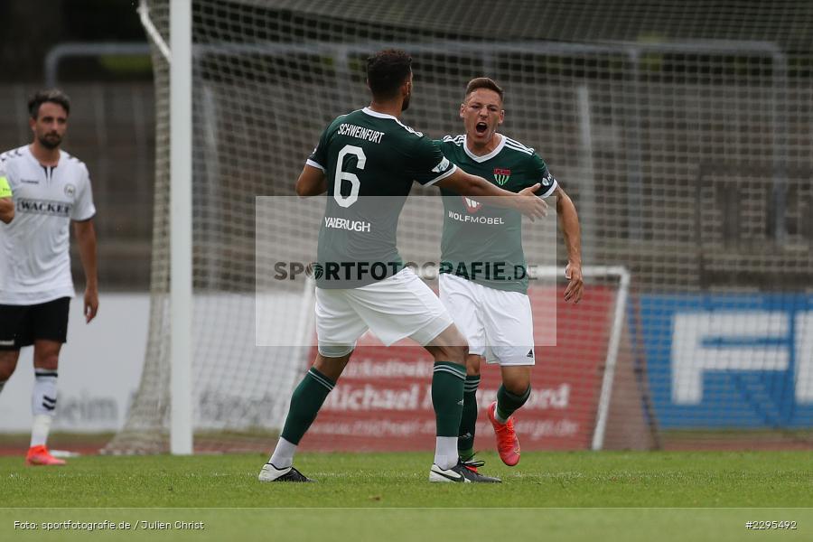 Abklatschen, Lamar Yarbrough, Martin Thomann, Willy-Sachs-Stadion, Schweinfurt, 08.06.2021, BFV, sport, action, Fussball, Deutschland, Juni 2021, Trostrunde, Ligapokal, Finale, Regionalliga Bayern, SVW, FC05, SV Wacker Burghausen, 1. FC Schweinfurt 05 - Bild-ID: 2295492 Abklatschen, Lamar Yarbrough, Martin Thomann, Willy-Sachs-Stadion, Schweinfurt, 08.06.2021, BFV, sport, action, Fussball, Deutschland, Juni 2021, Trostrunde, Ligapokal, Finale, Regionalliga Bayern, SVW, FC05, SV Wacker Burghausen, 1. FC Schweinfurt 05 - Bild-ID: 2295492