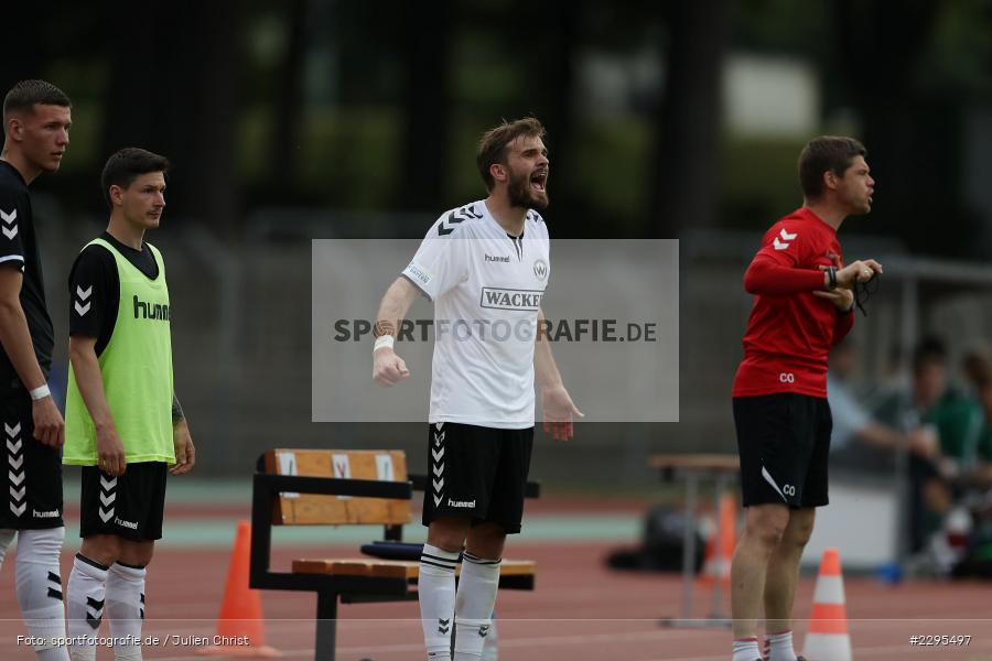 Hände, Arme, gestikuliert, Felix Bachschmid, Willy-Sachs-Stadion, Schweinfurt, 08.06.2021, BFV, sport, action, Fussball, Deutschland, Juni 2021, Trostrunde, Ligapokal, Finale, Regionalliga Bayern, SVW, FC05, SV Wacker Burghausen, 1. FC Schweinfurt 05 - Bild-ID: 2295497