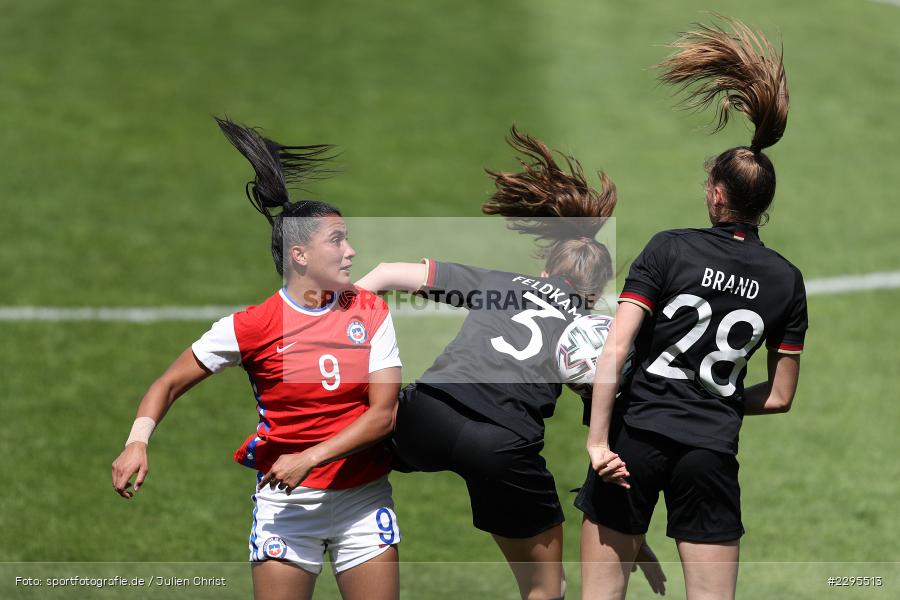 Maria Jose Urrutia, Stadion am Bieberer Berg, 15.06.2021, DFB, sport, action, Fussball, Juni 2021, Germany, Bieberer Berg, CHI, GER, Offenbach, Frauen-Länderspiel, Länderspiel, Chile, Deutschland - Bild-ID: 2295513 Maria Jose Urrutia, Stadion am Bieberer Berg, 15.06.2021, DFB, sport, action, Fussball, Juni 2021, Germany, Bieberer Berg, CHI, GER, Offenbach, Frauen-Länderspiel, Länderspiel, Chile, Deutschland - Bild-ID: 2295513