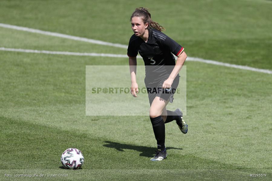 Jana Feldkamp, Stadion am Bieberer Berg, 15.06.2021, DFB, sport, action, Fussball, Juni 2021, Germany, Bieberer Berg, CHI, GER, Offenbach, Frauen-Länderspiel, Länderspiel, Chile, Deutschland - Bild-ID: 2295519