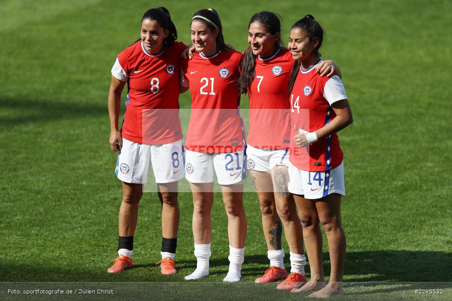 Yenny Acuna, Stadion am Bieberer Berg, 15.06.2021, DFB, sport, action, Fussball, Juni 2021, Germany, Bieberer Berg, CHI, GER, Offenbach, Frauen-Länderspiel, Länderspiel, Chile, Deutschland - Bild-ID: 2295532
