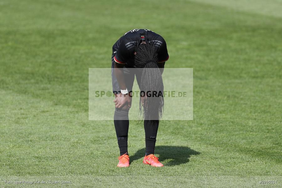 Remis, Enttäuscht, Nicole Anyomi, Stadion am Bieberer Berg, 15.06.2021, DFB, sport, action, Fussball, Juni 2021, Germany, Bieberer Berg, CHI, GER, Offenbach, Frauen-Länderspiel, Länderspiel, Chile, Deutschland - Bild-ID: 2295551