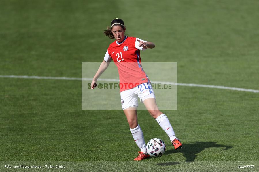 Rosario Balmaceda, Stadion am Bieberer Berg, 15.06.2021, DFB, sport, action, Fussball, Juni 2021, Germany, Bieberer Berg, CHI, GER, Offenbach, Frauen-Länderspiel, Länderspiel, Chile, Deutschland - Bild-ID: 2295557