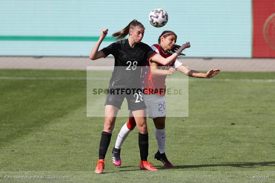 Daniela Zamora, Jule Brand, Stadion am Bieberer Berg, 15.06.2021, DFB, sport, action, Fussball, Juni 2021, Germany, Bieberer Berg, CHI, GER, Offenbach, Frauen-Länderspiel, Länderspiel, Chile, Deutschland - Bild-ID: 2295561 Daniela Zamora, Jule Brand, Stadion am Bieberer Berg, 15.06.2021, DFB, sport, action, Fussball, Juni 2021, Germany, Bieberer Berg, CHI, GER, Offenbach, Frauen-Länderspiel, Länderspiel, Chile, Deutschland - Bild-ID: 2295561