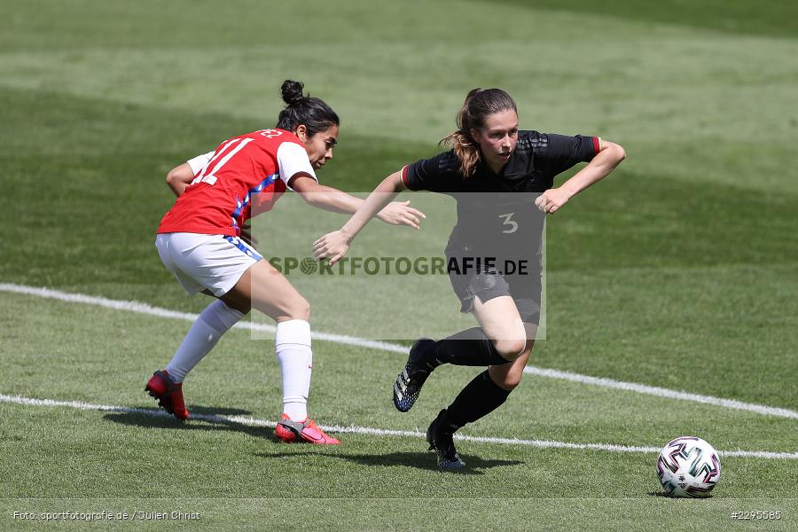Yessenia Lopez, Jana Feldkamp, Stadion am Bieberer Berg, 15.06.2021, DFB, sport, action, Fussball, Juni 2021, Germany, Bieberer Berg, CHI, GER, Offenbach, Frauen-Länderspiel, Länderspiel, Chile, Deutschland - Bild-ID: 2295585 Yessenia Lopez, Jana Feldkamp, Stadion am Bieberer Berg, 15.06.2021, DFB, sport, action, Fussball, Juni 2021, Germany, Bieberer Berg, CHI, GER, Offenbach, Frauen-Länderspiel, Länderspiel, Chile, Deutschland - Bild-ID: 2295585