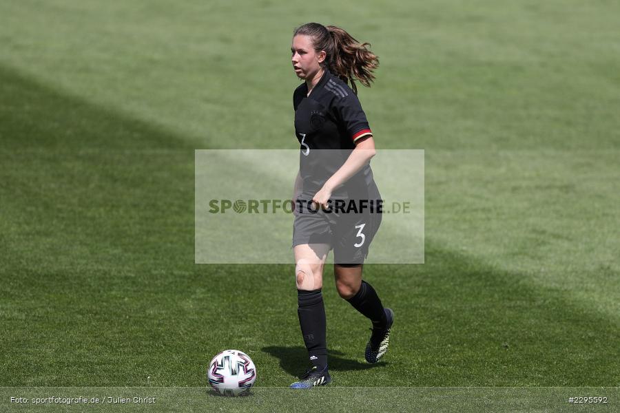 Jana Feldkamp, Stadion am Bieberer Berg, 15.06.2021, DFB, sport, action, Fussball, Juni 2021, Germany, Bieberer Berg, CHI, GER, Offenbach, Frauen-Länderspiel, Länderspiel, Chile, Deutschland - Bild-ID: 2295592