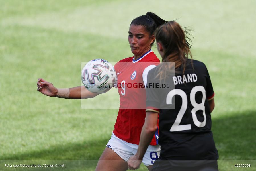 Jule Brand, Maria Jose Urrutia, Stadion am Bieberer Berg, 15.06.2021, DFB, sport, action, Fussball, Juni 2021, Germany, Bieberer Berg, CHI, GER, Offenbach, Frauen-Länderspiel, Länderspiel, Chile, Deutschland - Bild-ID: 2295608 Jule Brand, Maria Jose Urrutia, Stadion am Bieberer Berg, 15.06.2021, DFB, sport, action, Fussball, Juni 2021, Germany, Bieberer Berg, CHI, GER, Offenbach, Frauen-Länderspiel, Länderspiel, Chile, Deutschland - Bild-ID: 2295608