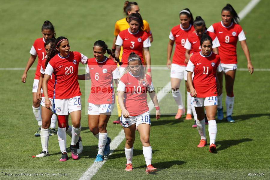 Team, Carla Guerrero, Yessenia Lopez, Nayadet Lopez Opazo, Daniela Zamora, Yanara Aedo, Stadion am Bieberer Berg, 15.06.2021, DFB, sport, action, Fussball, Juni 2021, Germany, Bieberer Berg, CHI, GER, Offenbach, Frauen-Länderspiel, Länderspiel, Chile, Deutschland - Bild-ID: 2295627