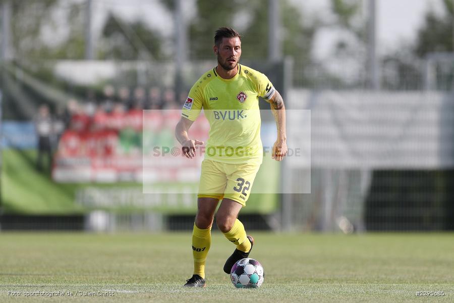 Christian Strohdiek, KRE Sportpark, Würzburg, 18.06.2021, Freundschaftsspiele, BFV, sport, action, Fussball, Deutschland, Juni 2021, Saison 2021/2022, TSV, FWK, TSV Karlburg, FC Würzburger Kickers - Bild-ID: 2295685 Christian Strohdiek, KRE Sportpark, Würzburg, 18.06.2021, Freundschaftsspiele, BFV, sport, action, Fussball, Deutschland, Juni 2021, Saison 2021/2022, TSV, FWK, TSV Karlburg, FC Würzburger Kickers - Bild-ID: 2295685