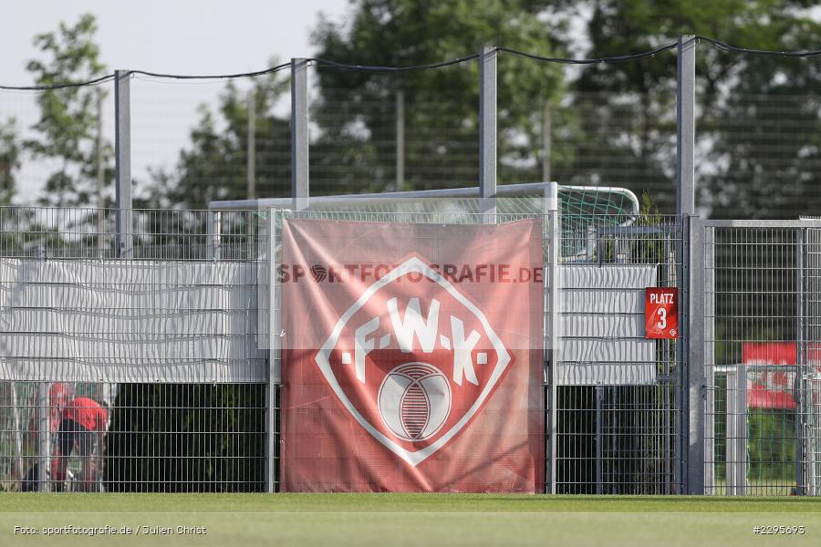 Zaun, Symbolbild, KRE Sportpark, Würzburg, 18.06.2021, Freundschaftsspiele, BFV, sport, action, Fussball, Deutschland, Juni 2021, Saison 2021/2022, TSV, FWK, TSV Karlburg, FC Würzburger Kickers - Bild-ID: 2295693