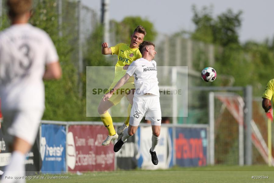 Leon Schneider, Julian Meyer, KRE Sportpark, Würzburg, 18.06.2021, Freundschaftsspiele, BFV, sport, action, Fussball, Deutschland, Juni 2021, Saison 2021/2022, TSV, FWK, TSV Karlburg, FC Würzburger Kickers - Bild-ID: 2295749 Leon Schneider, Julian Meyer, KRE Sportpark, Würzburg, 18.06.2021, Freundschaftsspiele, BFV, sport, action, Fussball, Deutschland, Juni 2021, Saison 2021/2022, TSV, FWK, TSV Karlburg, FC Würzburger Kickers - Bild-ID: 2295749