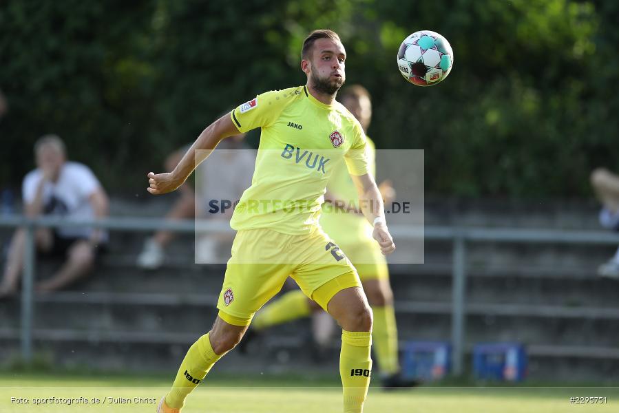 David Kopacz, KRE Sportpark, Würzburg, 18.06.2021, Freundschaftsspiele, BFV, sport, action, Fussball, Deutschland, Juni 2021, Saison 2021/2022, TSV, FWK, TSV Karlburg, FC Würzburger Kickers - Bild-ID: 2295751 David Kopacz, KRE Sportpark, Würzburg, 18.06.2021, Freundschaftsspiele, BFV, sport, action, Fussball, Deutschland, Juni 2021, Saison 2021/2022, TSV, FWK, TSV Karlburg, FC Würzburger Kickers - Bild-ID: 2295751