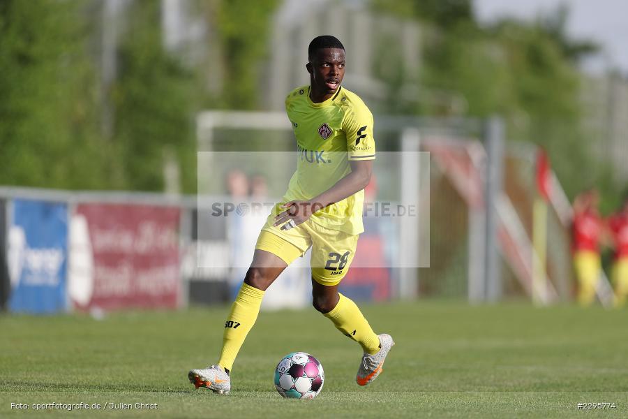 Ryan-Segon Adigo, KRE Sportpark, Würzburg, 18.06.2021, Freundschaftsspiele, BFV, sport, action, Fussball, Deutschland, Juni 2021, Saison 2021/2022, TSV, FWK, TSV Karlburg, FC Würzburger Kickers - Bild-ID: 2295774 Ryan-Segon Adigo, KRE Sportpark, Würzburg, 18.06.2021, Freundschaftsspiele, BFV, sport, action, Fussball, Deutschland, Juni 2021, Saison 2021/2022, TSV, FWK, TSV Karlburg, FC Würzburger Kickers - Bild-ID: 2295774