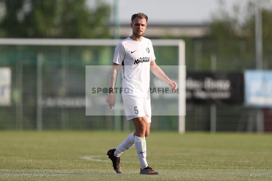 Marvin Schramm, KRE Sportpark, Würzburg, 18.06.2021, Freundschaftsspiele, BFV, sport, action, Fussball, Deutschland, Juni 2021, Saison 2021/2022, TSV, FWK, TSV Karlburg, FC Würzburger Kickers - Bild-ID: 2295777