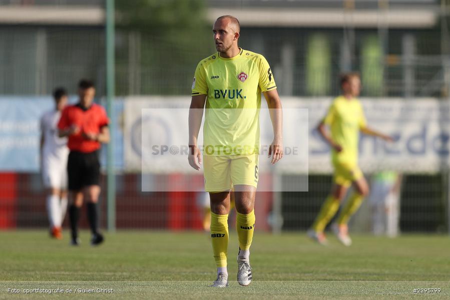 Tobias Kraulich, KRE Sportpark, Würzburg, 18.06.2021, Freundschaftsspiele, BFV, sport, action, Fussball, Deutschland, Juni 2021, Saison 2021/2022, TSV, FWK, TSV Karlburg, FC Würzburger Kickers - Bild-ID: 2295799 Tobias Kraulich, KRE Sportpark, Würzburg, 18.06.2021, Freundschaftsspiele, BFV, sport, action, Fussball, Deutschland, Juni 2021, Saison 2021/2022, TSV, FWK, TSV Karlburg, FC Würzburger Kickers - Bild-ID: 2295799
