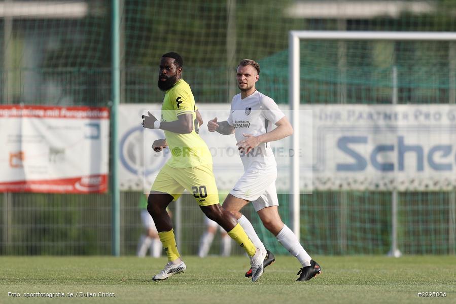 Marvin Schramm, Ridge Munsy, KRE Sportpark, Würzburg, 18.06.2021, Freundschaftsspiele, BFV, sport, action, Fussball, Deutschland, Juni 2021, Saison 2021/2022, TSV, FWK, TSV Karlburg, FC Würzburger Kickers - Bild-ID: 2295806