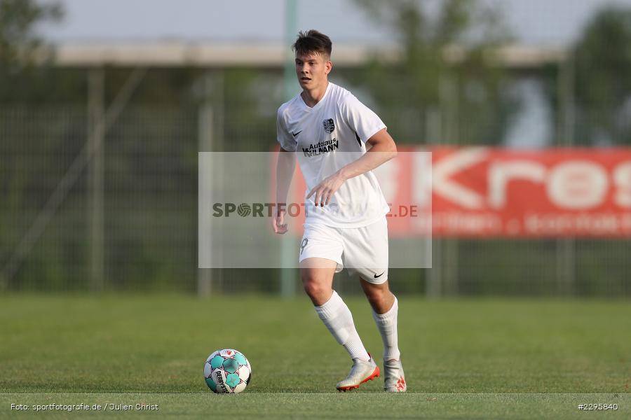 Fabio Gobbo, KRE Sportpark, Würzburg, 18.06.2021, Freundschaftsspiele, BFV, sport, action, Fussball, Deutschland, Juni 2021, Saison 2021/2022, TSV, FWK, TSV Karlburg, FC Würzburger Kickers - Bild-ID: 2295840 Fabio Gobbo, KRE Sportpark, Würzburg, 18.06.2021, Freundschaftsspiele, BFV, sport, action, Fussball, Deutschland, Juni 2021, Saison 2021/2022, TSV, FWK, TSV Karlburg, FC Würzburger Kickers - Bild-ID: 2295840