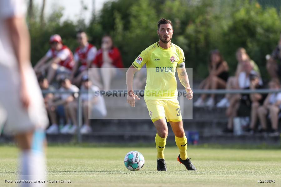 Christian Strohdiek, KRE Sportpark, Würzburg, 18.06.2021, Freundschaftsspiele, BFV, sport, action, Fussball, Deutschland, Juni 2021, Saison 2021/2022, TSV, FWK, TSV Karlburg, FC Würzburger Kickers - Bild-ID: 2295895 Christian Strohdiek, KRE Sportpark, Würzburg, 18.06.2021, Freundschaftsspiele, BFV, sport, action, Fussball, Deutschland, Juni 2021, Saison 2021/2022, TSV, FWK, TSV Karlburg, FC Würzburger Kickers - Bild-ID: 2295895
