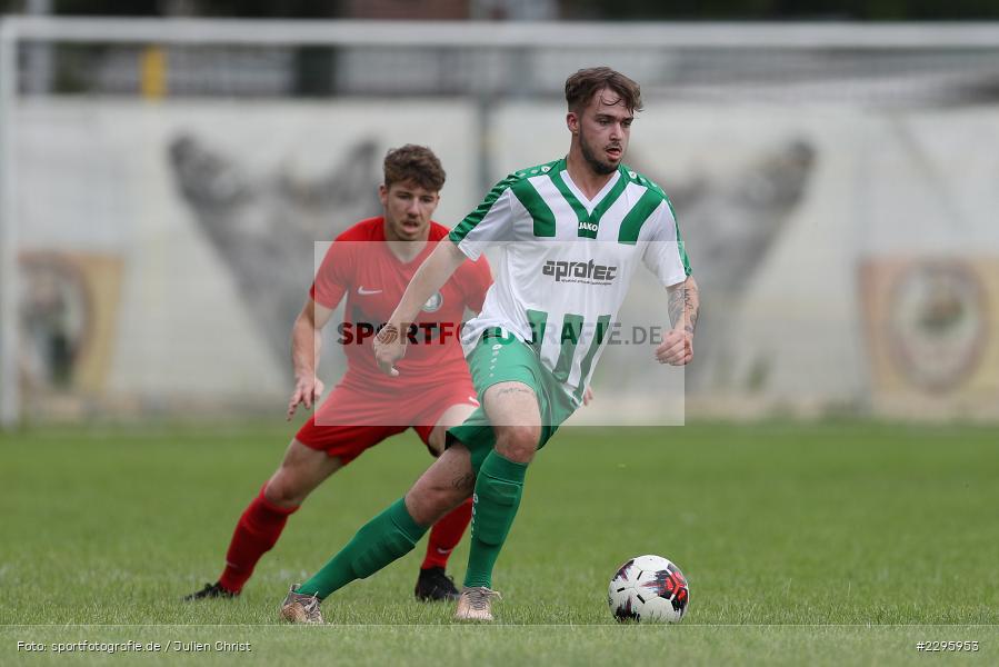 Maximilian Baur, Luka Pernitschka, Sportgelaende Am Baggertsweg, Karlstadt, 20.06.2021, Freundschaftsspiele, BFV, sport, action, Fussball, Deutschland, Juni 2021, Saison 2021/2022, TUS, FVK, TuS Frammersbach, FV Karlstadt - Bild-ID: 2295953 Maximilian Baur, Luka Pernitschka, Sportgelaende Am Baggertsweg, Karlstadt, 20.06.2021, Freundschaftsspiele, BFV, sport, action, Fussball, Deutschland, Juni 2021, Saison 2021/2022, TUS, FVK, TuS Frammersbach, FV Karlstadt - Bild-ID: 2295953