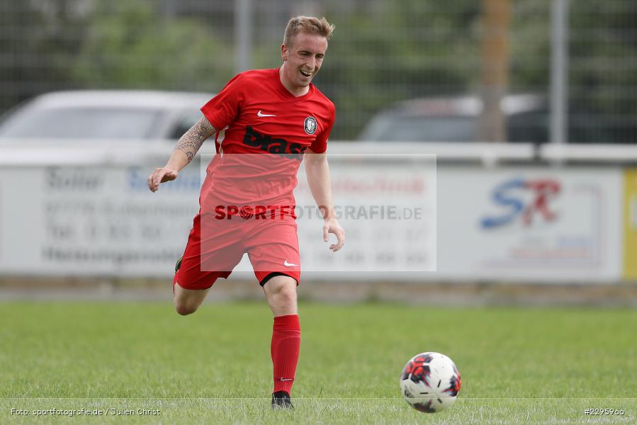 Dominik Englert, Sportgelaende Am Baggertsweg, Karlstadt, 20.06.2021, Freundschaftsspiele, BFV, sport, action, Fussball, Deutschland, Juni 2021, Saison 2021/2022, TUS, FVK, TuS Frammersbach, FV Karlstadt - Bild-ID: 2295966 Dominik Englert, Sportgelaende Am Baggertsweg, Karlstadt, 20.06.2021, Freundschaftsspiele, BFV, sport, action, Fussball, Deutschland, Juni 2021, Saison 2021/2022, TUS, FVK, TuS Frammersbach, FV Karlstadt - Bild-ID: 2295966