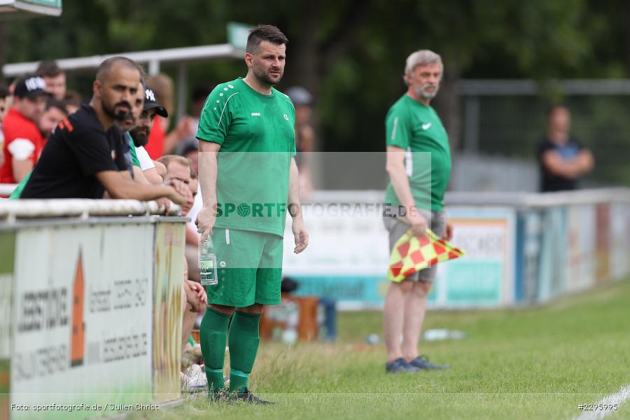 Trainer, Christian Stich, Sportgelaende Am Baggertsweg, Karlstadt, 20.06.2021, Freundschaftsspiele, BFV, sport, action, Fussball, Deutschland, Juni 2021, Saison 2021/2022, TUS, FVK, TuS Frammersbach, FV Karlstadt - Bild-ID: 2295995