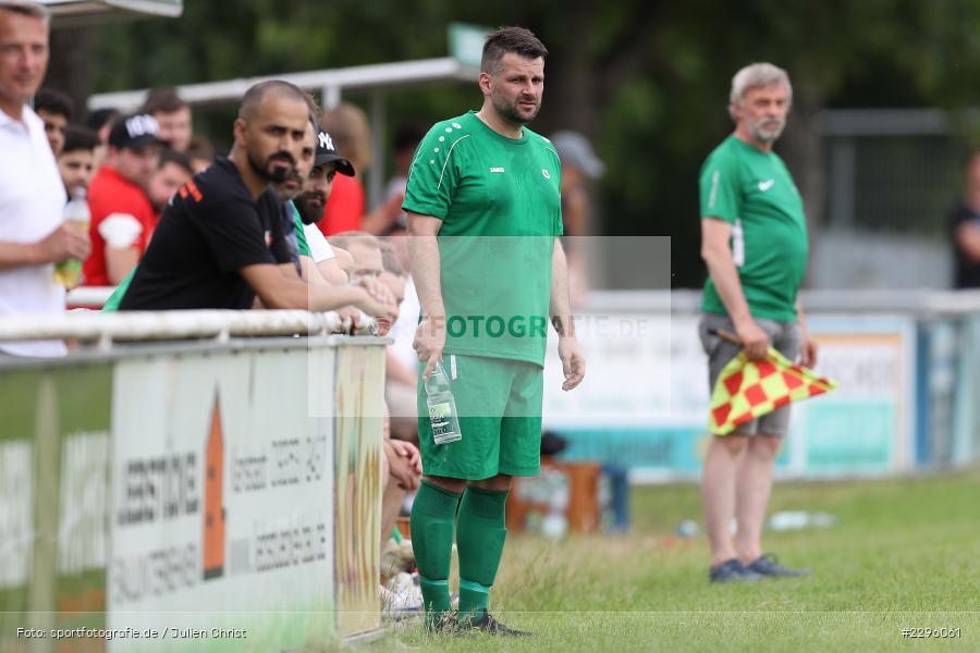 Trainer, Christian Stich, Sportgelaende Am Baggertsweg, Karlstadt, 20.06.2021, Freundschaftsspiele, BFV, sport, action, Fussball, Deutschland, Juni 2021, Saison 2021/2022, TUS, FVK, TuS Frammersbach, FV Karlstadt - Bild-ID: 2296061