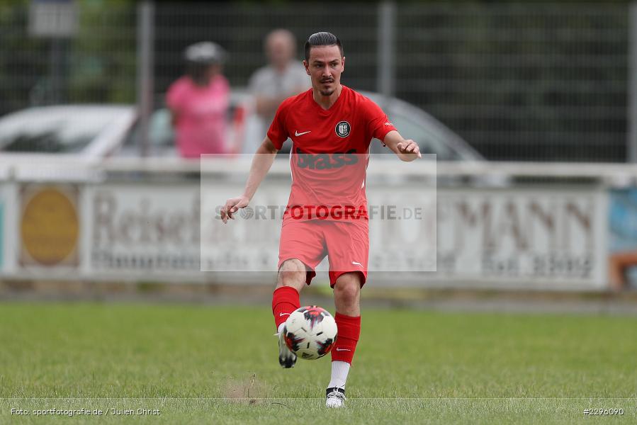 Dominik Elbert, Sportgelaende Am Baggertsweg, Karlstadt, 20.06.2021, Freundschaftsspiele, BFV, sport, action, Fussball, Deutschland, Juni 2021, Saison 2021/2022, TUS, FVK, TuS Frammersbach, FV Karlstadt - Bild-ID: 2296090 Dominik Elbert, Sportgelaende Am Baggertsweg, Karlstadt, 20.06.2021, Freundschaftsspiele, BFV, sport, action, Fussball, Deutschland, Juni 2021, Saison 2021/2022, TUS, FVK, TuS Frammersbach, FV Karlstadt - Bild-ID: 2296090
