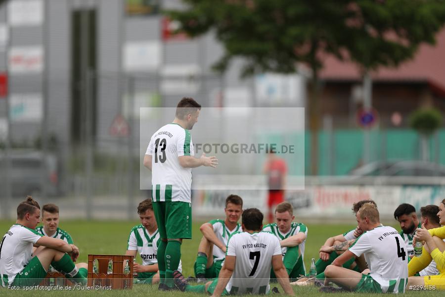Hände, Arme, gestikuliert, Christian Stich, Sportgelaende Am Baggertsweg, Karlstadt, 20.06.2021, Freundschaftsspiele, BFV, sport, action, Fussball, Deutschland, Juni 2021, Saison 2021/2022, TUS, FVK, TuS Frammersbach, FV Karlstadt - Bild-ID: 2296138 Hände, Arme, gestikuliert, Christian Stich, Sportgelaende Am Baggertsweg, Karlstadt, 20.06.2021, Freundschaftsspiele, BFV, sport, action, Fussball, Deutschland, Juni 2021, Saison 2021/2022, TUS, FVK, TuS Frammersbach, FV Karlstadt - Bild-ID: 2296138