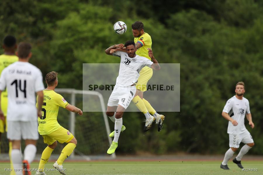 Michael Dellinger, Christian Strohdiek, Sportplatz Am Sonnenstuhl, Randersacker, 23.06.2021, Freundschaftsspiele, Regionalliga Bayern, 3. Liga, DFB, sport, action, Fussball, Deutschland, Juni 2021, Saison 2021/2022, TSV, FWK, TSV Aubstadt, FC Würzburger Kickers - Bild-ID: 2296162