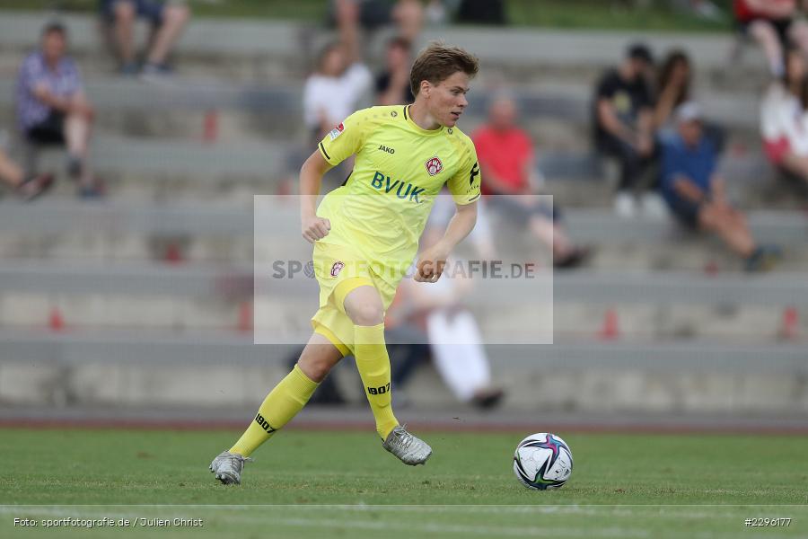 Kilian Senkbeil, Sportplatz Am Sonnenstuhl, Randersacker, 23.06.2021, Freundschaftsspiele, Regionalliga Bayern, 3. Liga, DFB, sport, action, Fussball, Deutschland, Juni 2021, Saison 2021/2022, TSV, FWK, TSV Aubstadt, FC Würzburger Kickers - Bild-ID: 2296177 Kilian Senkbeil, Sportplatz Am Sonnenstuhl, Randersacker, 23.06.2021, Freundschaftsspiele, Regionalliga Bayern, 3. Liga, DFB, sport, action, Fussball, Deutschland, Juni 2021, Saison 2021/2022, TSV, FWK, TSV Aubstadt, FC Würzburger Kickers - Bild-ID: 2296177
