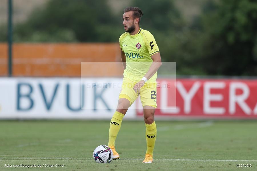 David Kopacz, Sportplatz Am Sonnenstuhl, Randersacker, 23.06.2021, Freundschaftsspiele, Regionalliga Bayern, 3. Liga, DFB, sport, action, Fussball, Deutschland, Juni 2021, Saison 2021/2022, TSV, FWK, TSV Aubstadt, FC Würzburger Kickers - Bild-ID: 2296210 David Kopacz, Sportplatz Am Sonnenstuhl, Randersacker, 23.06.2021, Freundschaftsspiele, Regionalliga Bayern, 3. Liga, DFB, sport, action, Fussball, Deutschland, Juni 2021, Saison 2021/2022, TSV, FWK, TSV Aubstadt, FC Würzburger Kickers - Bild-ID: 2296210