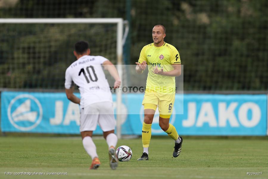 Tobias Kraulich, Sportplatz Am Sonnenstuhl, Randersacker, 23.06.2021, Freundschaftsspiele, Regionalliga Bayern, 3. Liga, DFB, sport, action, Fussball, Deutschland, Juni 2021, Saison 2021/2022, TSV, FWK, TSV Aubstadt, FC Würzburger Kickers - Bild-ID: 2296217 Tobias Kraulich, Sportplatz Am Sonnenstuhl, Randersacker, 23.06.2021, Freundschaftsspiele, Regionalliga Bayern, 3. Liga, DFB, sport, action, Fussball, Deutschland, Juni 2021, Saison 2021/2022, TSV, FWK, TSV Aubstadt, FC Würzburger Kickers - Bild-ID: 2296217