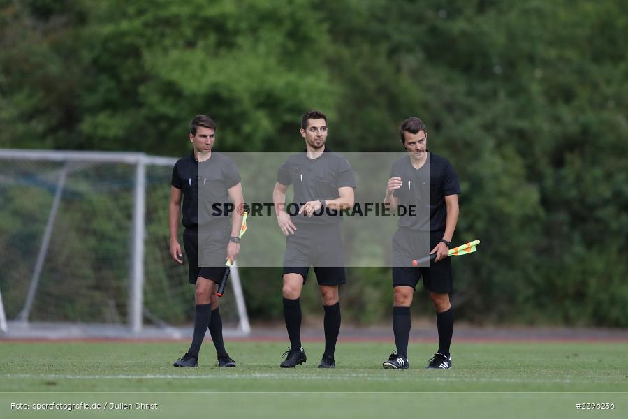 Xaver Fabisch, Tim Parzefall, Maximilian Ziegler, Sportplatz Am Sonnenstuhl, Randersacker, 23.06.2021, Freundschaftsspiele, Regionalliga Bayern, 3. Liga, DFB, sport, action, Fussball, Deutschland, Juni 2021, Saison 2021/2022, TSV, FWK, TSV Aubstadt, FC Würzburger Kickers - Bild-ID: 2296236