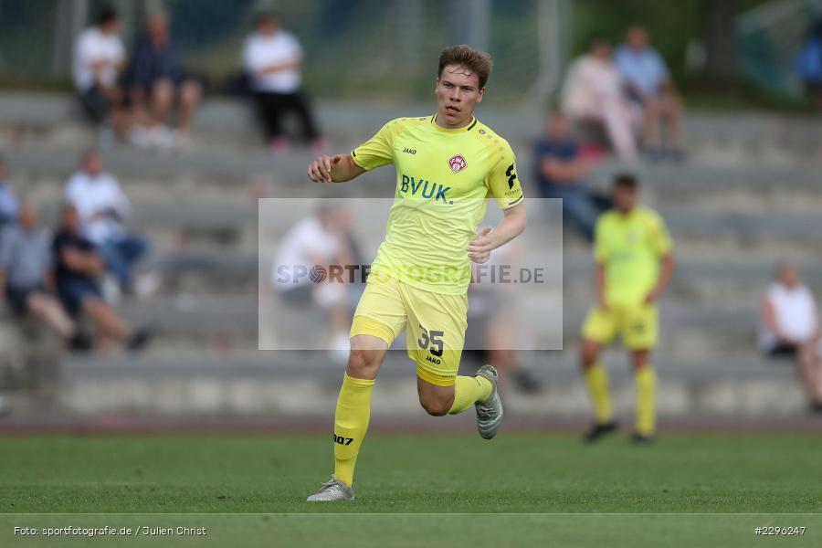 Kilian Senkbeil, Sportplatz Am Sonnenstuhl, Randersacker, 23.06.2021, Freundschaftsspiele, Regionalliga Bayern, 3. Liga, DFB, sport, action, Fussball, Deutschland, Juni 2021, Saison 2021/2022, TSV, FWK, TSV Aubstadt, FC Würzburger Kickers - Bild-ID: 2296247