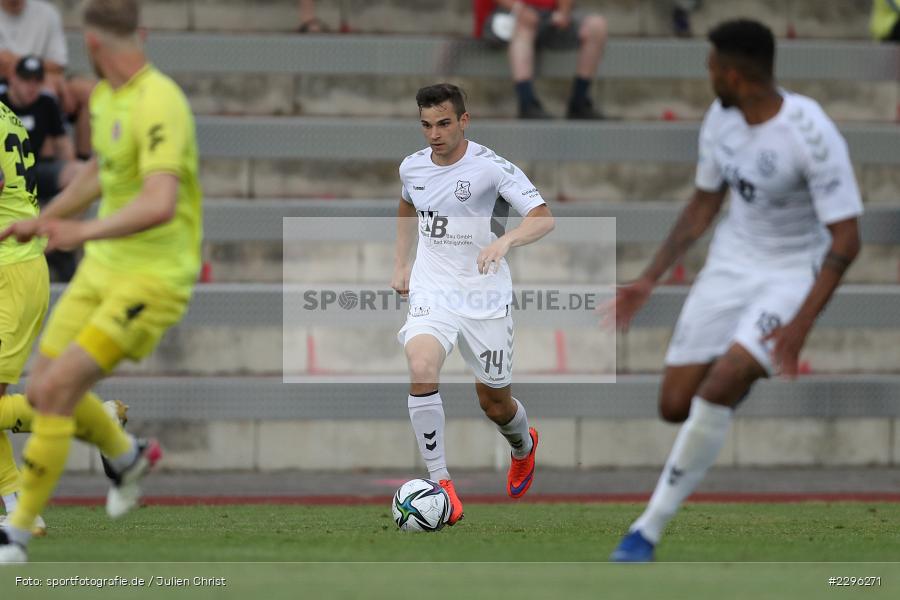 Lennart Seufert, Sportplatz Am Sonnenstuhl, Randersacker, 23.06.2021, Freundschaftsspiele, Regionalliga Bayern, 3. Liga, DFB, sport, action, Fussball, Deutschland, Juni 2021, Saison 2021/2022, TSV, FWK, TSV Aubstadt, FC Würzburger Kickers - Bild-ID: 2296271 Lennart Seufert, Sportplatz Am Sonnenstuhl, Randersacker, 23.06.2021, Freundschaftsspiele, Regionalliga Bayern, 3. Liga, DFB, sport, action, Fussball, Deutschland, Juni 2021, Saison 2021/2022, TSV, FWK, TSV Aubstadt, FC Würzburger Kickers - Bild-ID: 2296271