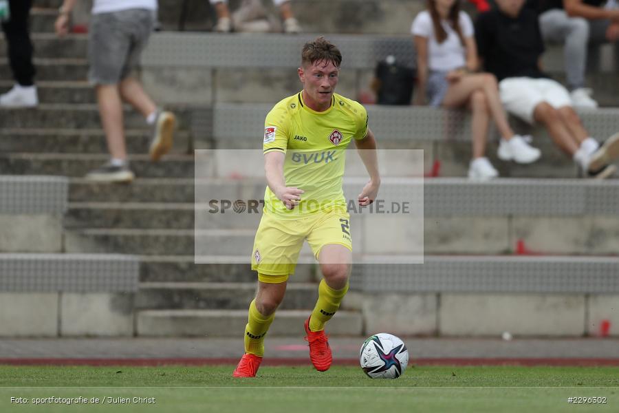 Dennis Waidner, Sportplatz Am Sonnenstuhl, Randersacker, 23.06.2021, Freundschaftsspiele, Regionalliga Bayern, 3. Liga, DFB, sport, action, Fussball, Deutschland, Juni 2021, Saison 2021/2022, TSV, FWK, TSV Aubstadt, FC Würzburger Kickers - Bild-ID: 2296302
