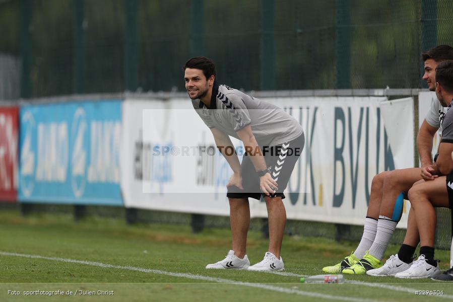 Victor Kleinhenz, Sportplatz Am Sonnenstuhl, Randersacker, 23.06.2021, Freundschaftsspiele, Regionalliga Bayern, 3. Liga, DFB, sport, action, Fussball, Deutschland, Juni 2021, Saison 2021/2022, TSV, FWK, TSV Aubstadt, FC Würzburger Kickers - Bild-ID: 2296304