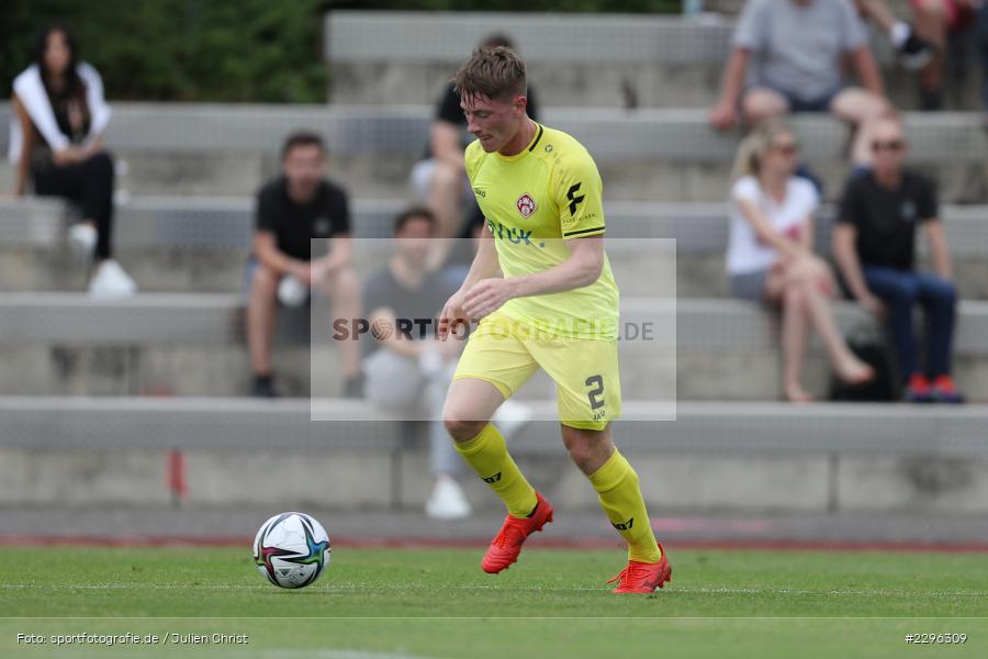 Dennis Waidner, Sportplatz Am Sonnenstuhl, Randersacker, 23.06.2021, Freundschaftsspiele, Regionalliga Bayern, 3. Liga, DFB, sport, action, Fussball, Deutschland, Juni 2021, Saison 2021/2022, TSV, FWK, TSV Aubstadt, FC Würzburger Kickers - Bild-ID: 2296309