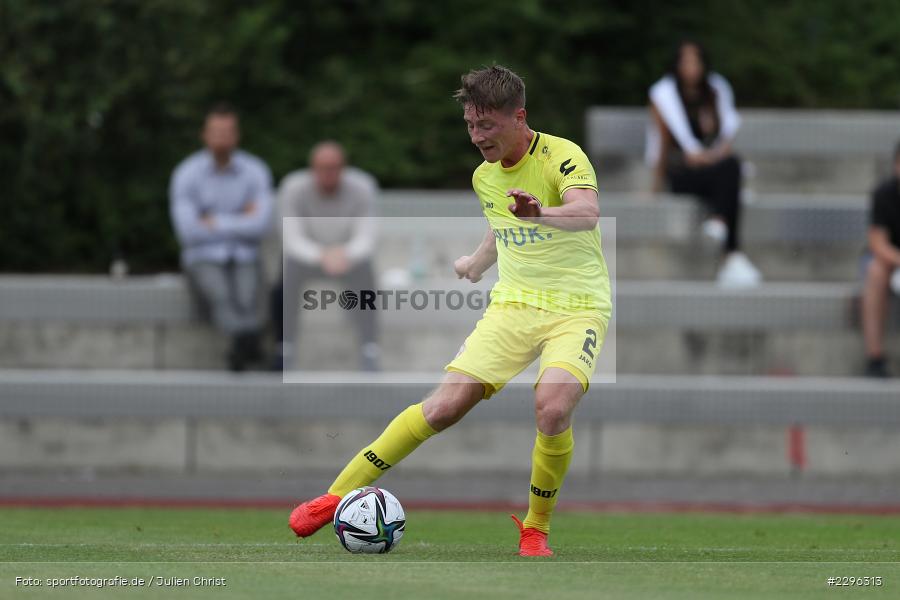 Dennis Waidner, Sportplatz Am Sonnenstuhl, Randersacker, 23.06.2021, Freundschaftsspiele, Regionalliga Bayern, 3. Liga, DFB, sport, action, Fussball, Deutschland, Juni 2021, Saison 2021/2022, TSV, FWK, TSV Aubstadt, FC Würzburger Kickers - Bild-ID: 2296313