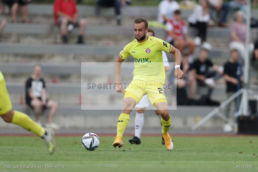 David Kopacz, Sportplatz Am Sonnenstuhl, Randersacker, 23.06.2021, Freundschaftsspiele, Regionalliga Bayern, 3. Liga, DFB, sport, action, Fussball, Deutschland, Juni 2021, Saison 2021/2022, TSV, FWK, TSV Aubstadt, FC Würzburger Kickers - Bild-ID: 2296355