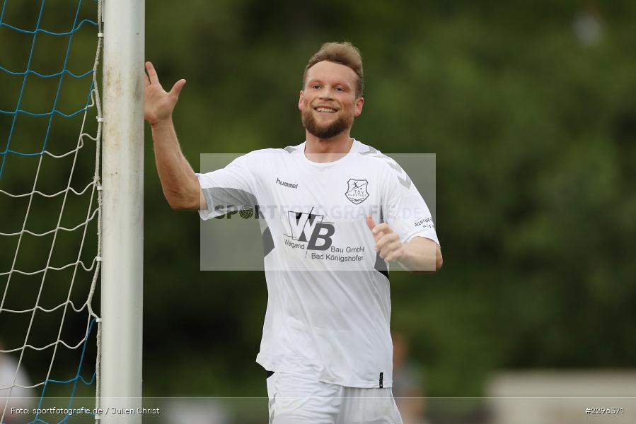 Abseits, Torjubel, Patrick Hofmann, Sportplatz Am Sonnenstuhl, Randersacker, 23.06.2021, Freundschaftsspiele, Regionalliga Bayern, 3. Liga, DFB, sport, action, Fussball, Deutschland, Juni 2021, Saison 2021/2022, TSV, FWK, TSV Aubstadt, FC Würzburger Kickers - Bild-ID: 2296371 Abseits, Torjubel, Patrick Hofmann, Sportplatz Am Sonnenstuhl, Randersacker, 23.06.2021, Freundschaftsspiele, Regionalliga Bayern, 3. Liga, DFB, sport, action, Fussball, Deutschland, Juni 2021, Saison 2021/2022, TSV, FWK, TSV Aubstadt, FC Würzburger Kickers - Bild-ID: 2296371