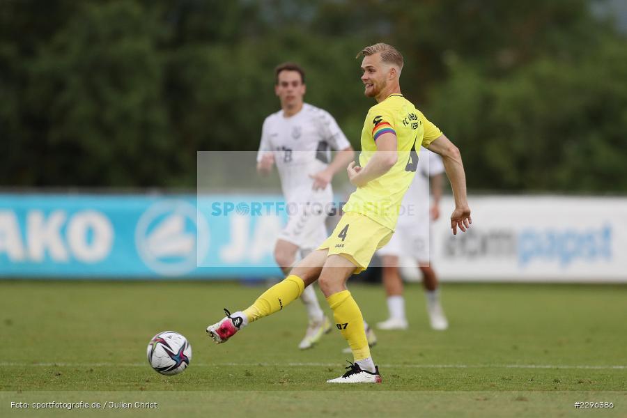Lars Dietz, Sportplatz Am Sonnenstuhl, Randersacker, 23.06.2021, Freundschaftsspiele, Regionalliga Bayern, 3. Liga, DFB, sport, action, Fussball, Deutschland, Juni 2021, Saison 2021/2022, TSV, FWK, TSV Aubstadt, FC Würzburger Kickers - Bild-ID: 2296386