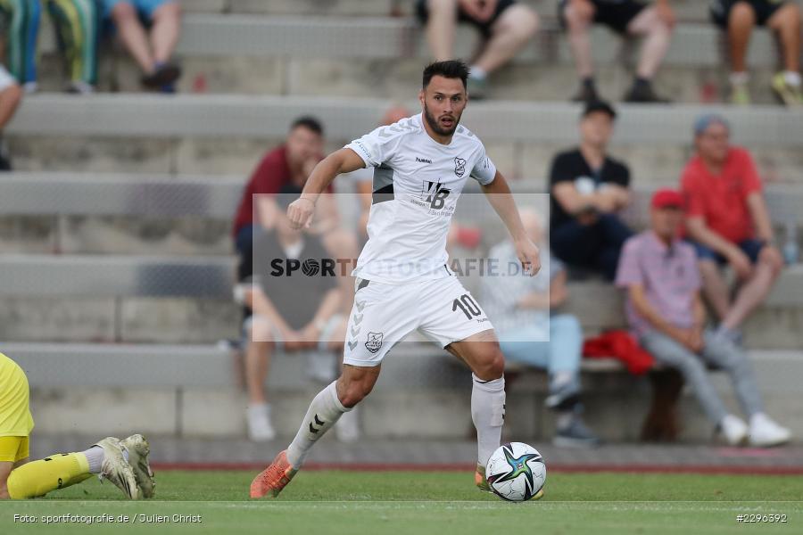 Timo Pitter, Sportplatz Am Sonnenstuhl, Randersacker, 23.06.2021, Freundschaftsspiele, Regionalliga Bayern, 3. Liga, DFB, sport, action, Fussball, Deutschland, Juni 2021, Saison 2021/2022, TSV, FWK, TSV Aubstadt, FC Würzburger Kickers - Bild-ID: 2296392