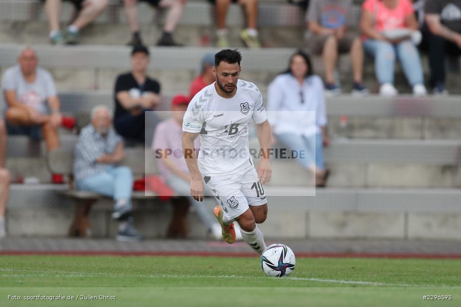 Timo Pitter, Sportplatz Am Sonnenstuhl, Randersacker, 23.06.2021, Freundschaftsspiele, Regionalliga Bayern, 3. Liga, DFB, sport, action, Fussball, Deutschland, Juni 2021, Saison 2021/2022, TSV, FWK, TSV Aubstadt, FC Würzburger Kickers - Bild-ID: 2296393