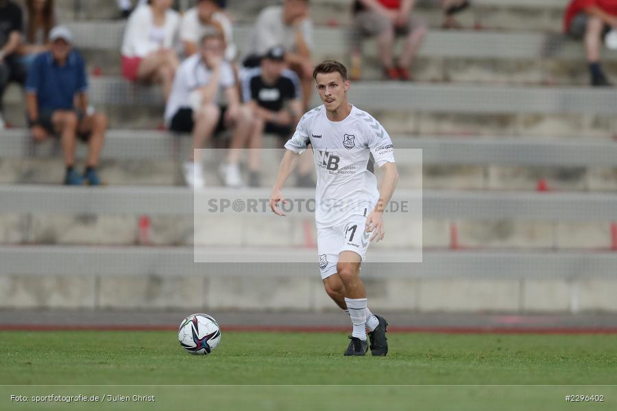 Leonard Langhans, Sportplatz Am Sonnenstuhl, Randersacker, 23.06.2021, Freundschaftsspiele, Regionalliga Bayern, 3. Liga, DFB, sport, action, Fussball, Deutschland, Juni 2021, Saison 2021/2022, TSV, FWK, TSV Aubstadt, FC Würzburger Kickers - Bild-ID: 2296402