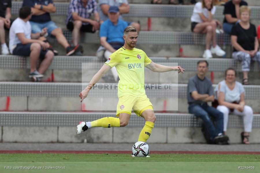 Lars Dietz, Sportplatz Am Sonnenstuhl, Randersacker, 23.06.2021, Freundschaftsspiele, Regionalliga Bayern, 3. Liga, DFB, sport, action, Fussball, Deutschland, Juni 2021, Saison 2021/2022, TSV, FWK, TSV Aubstadt, FC Würzburger Kickers - Bild-ID: 2296458