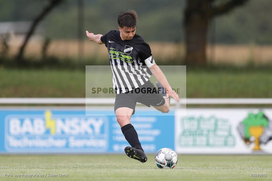 Dominik Hehrlein, Sportgelände, Retzbach, 25.06.2021, Freundschaftsspiele, sport, action, Fussball, Deutschland, Juni 2021, Saison 2021/2022, BSC, TSV, BSC Aura, TSV Retzbach - Bild-ID: 2296513