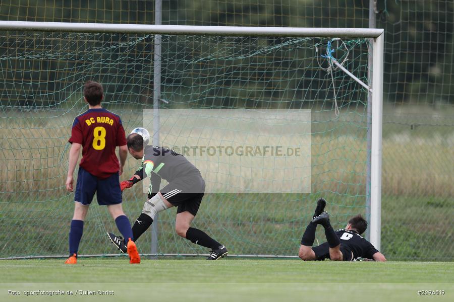 Marcel Katzenberger, Dominik Hehrlein, Sportgelände, Retzbach, 25.06.2021, Freundschaftsspiele, sport, action, Fussball, Deutschland, Juni 2021, Saison 2021/2022, BSC, TSV, BSC Aura, TSV Retzbach - Bild-ID: 2296519