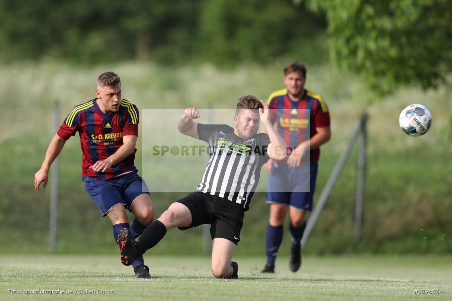Timo Rützel, Sportgelände, Retzbach, 25.06.2021, Freundschaftsspiele, sport, action, Fussball, Deutschland, Juni 2021, Saison 2021/2022, BSC, TSV, BSC Aura, TSV Retzbach - Bild-ID: 2296534
