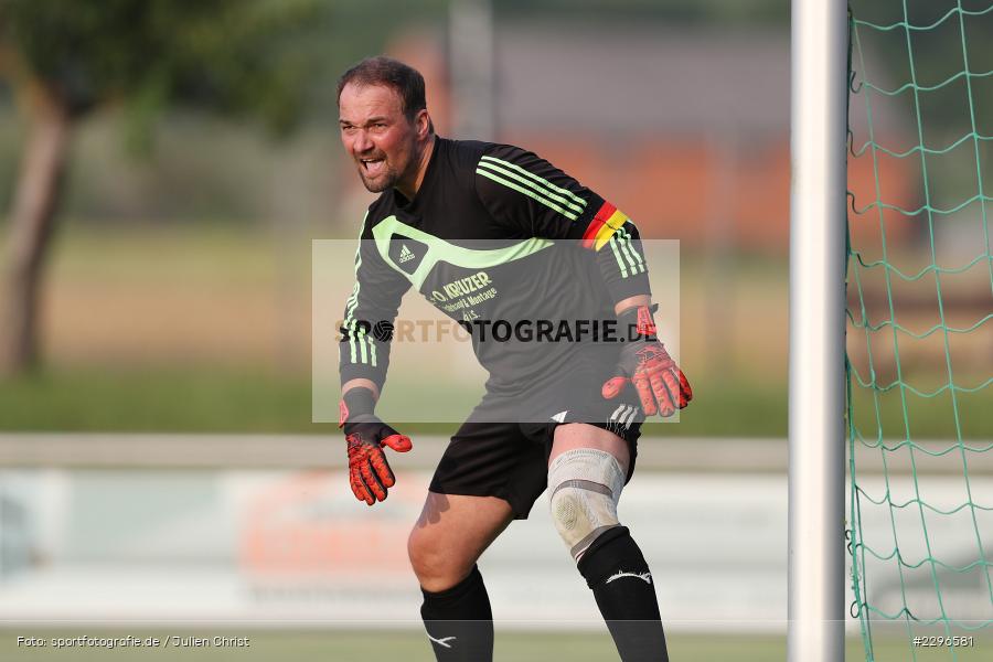 Marcel Katzenberger, Sportgelände, Retzbach, 25.06.2021, Freundschaftsspiele, sport, action, Fussball, Deutschland, Juni 2021, Saison 2021/2022, BSC, TSV, BSC Aura, TSV Retzbach - Bild-ID: 2296581
